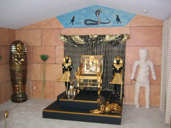 Egypt room throne